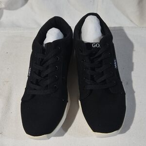 Men's Black Sneakers